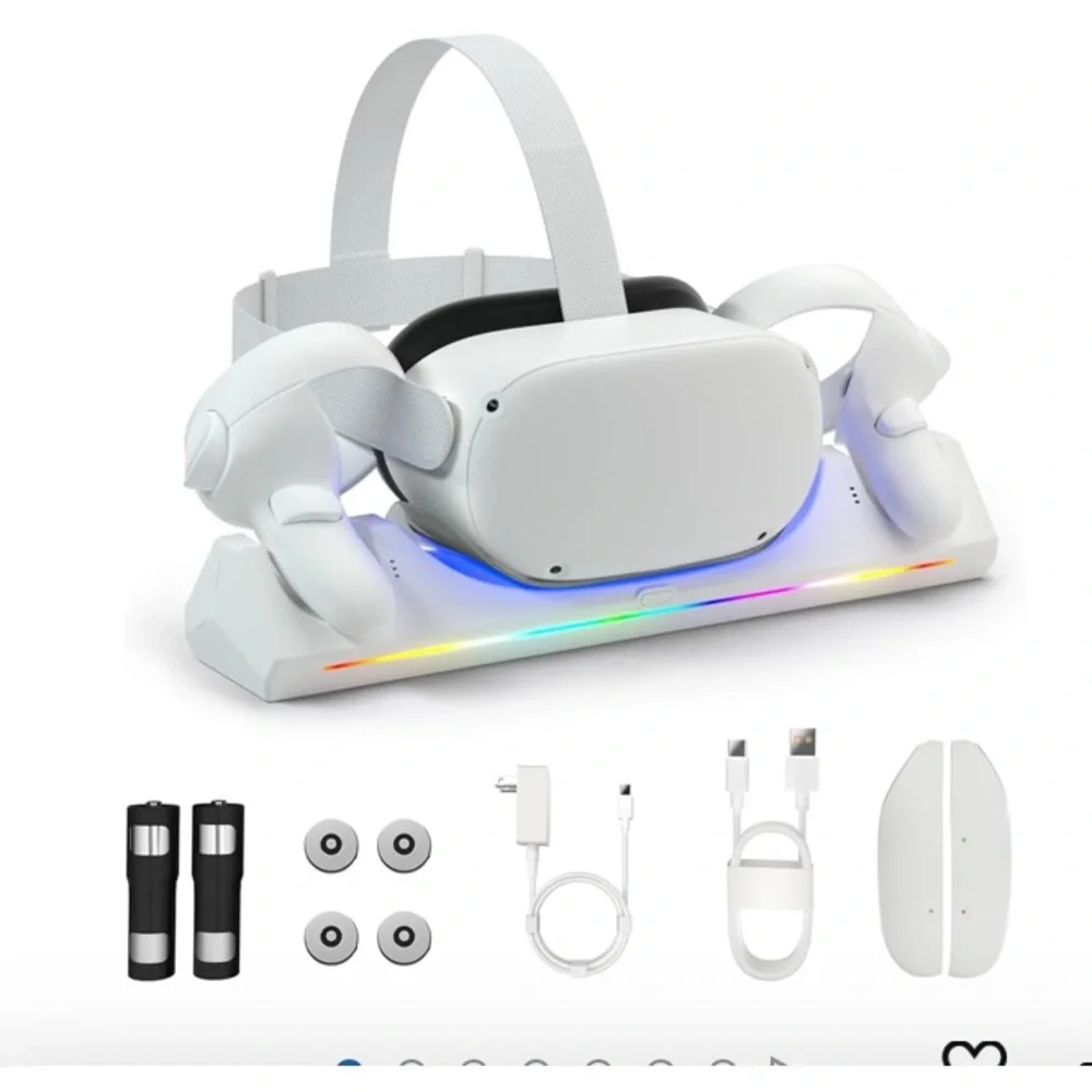 Oculus White VR Headset with Controllers
